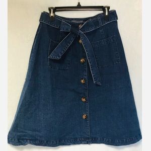 NWOT Modcloth Denim A-line Skirt with Pockets!